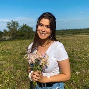 Meet your Posher, Katelyn